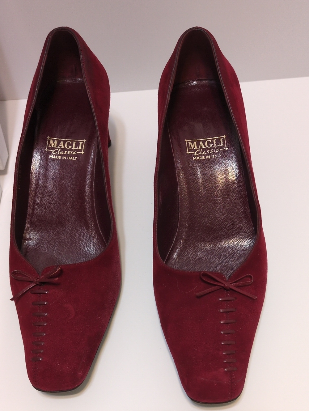 Vintage Bruno Magli Classic Burgundy Suede Pumps 021059 EU 37.5 / US 7.5